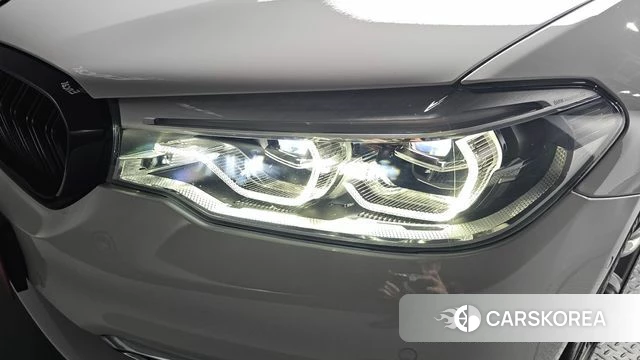 BMW 5 Series (G30) id 4435125 из Кореи 15