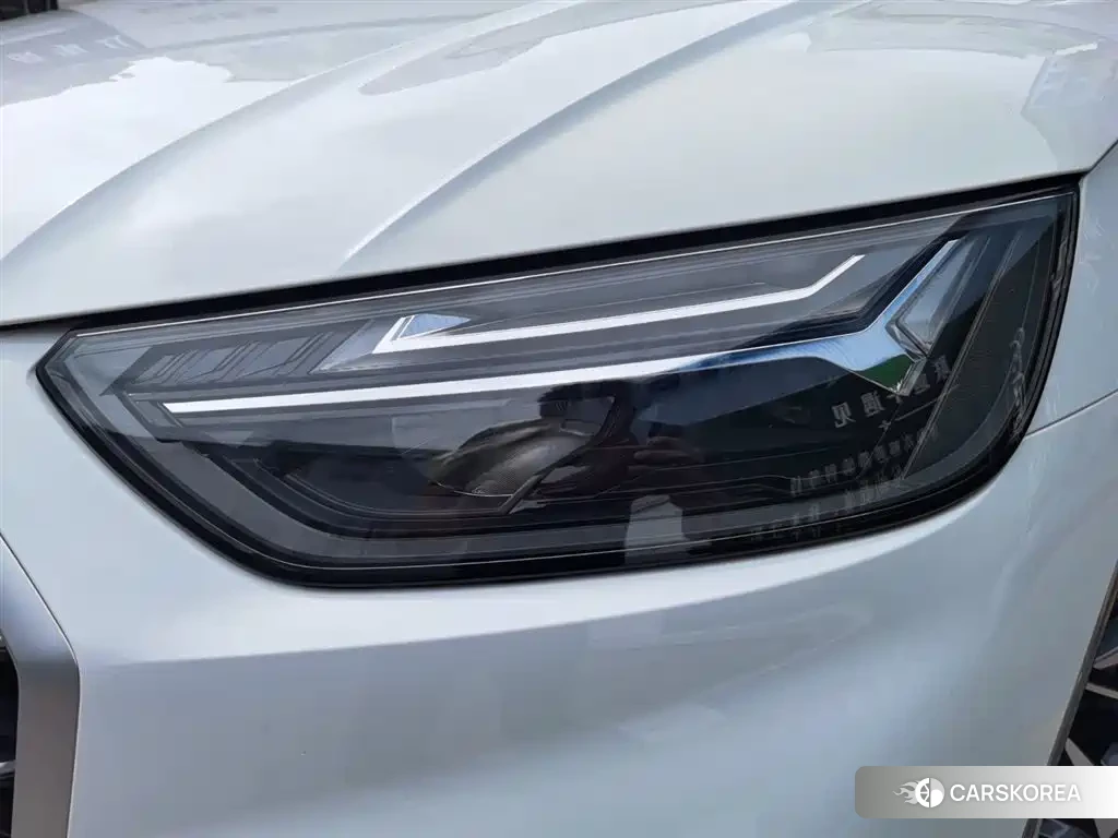 Audi Q5L id 4576367 из Китая 15