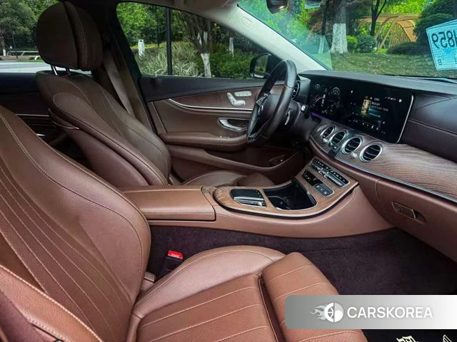 Mercedes-Benz E-class PHEV id 4265781 из Китая 15