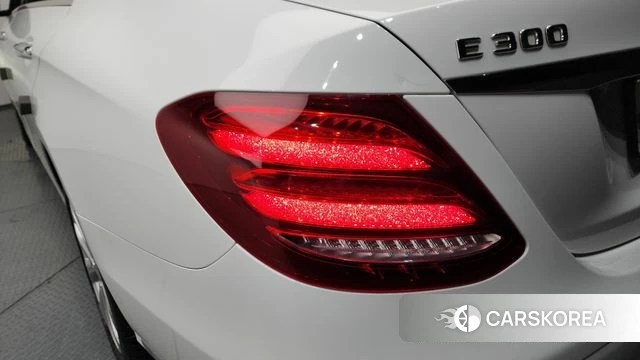 Mercedes-Benz E-Class W213 id 4562981 из Кореи 15
