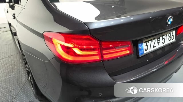 BMW 5 Series (G30) id 4345832 из Кореи 15