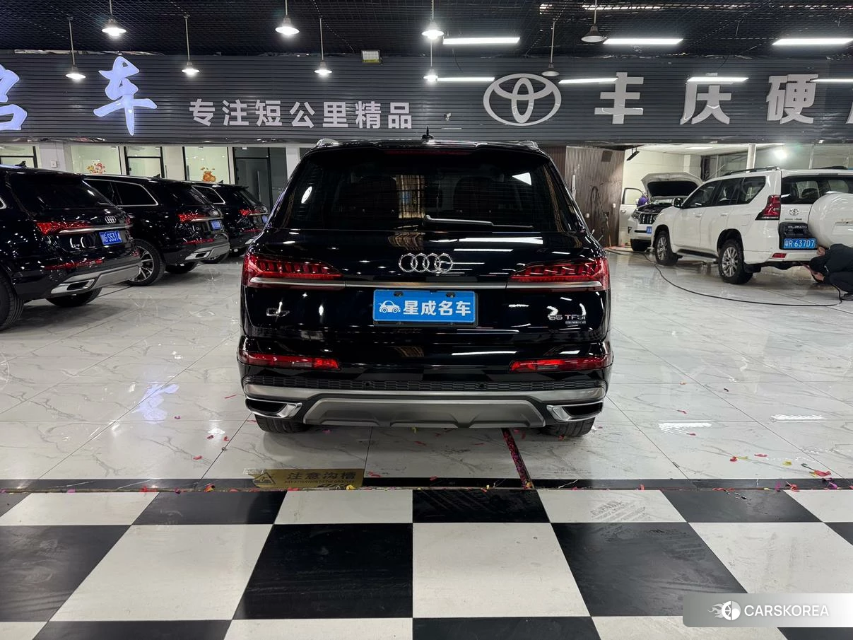 Audi Q7 id 4473330 из Китая 15