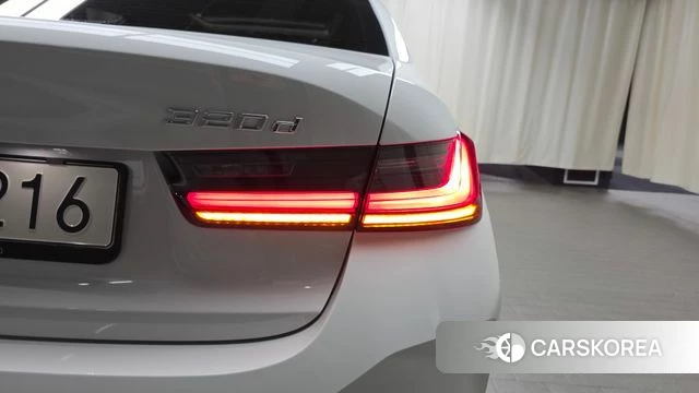 BMW 3 Series (G20) id 4612347 из Кореи 15