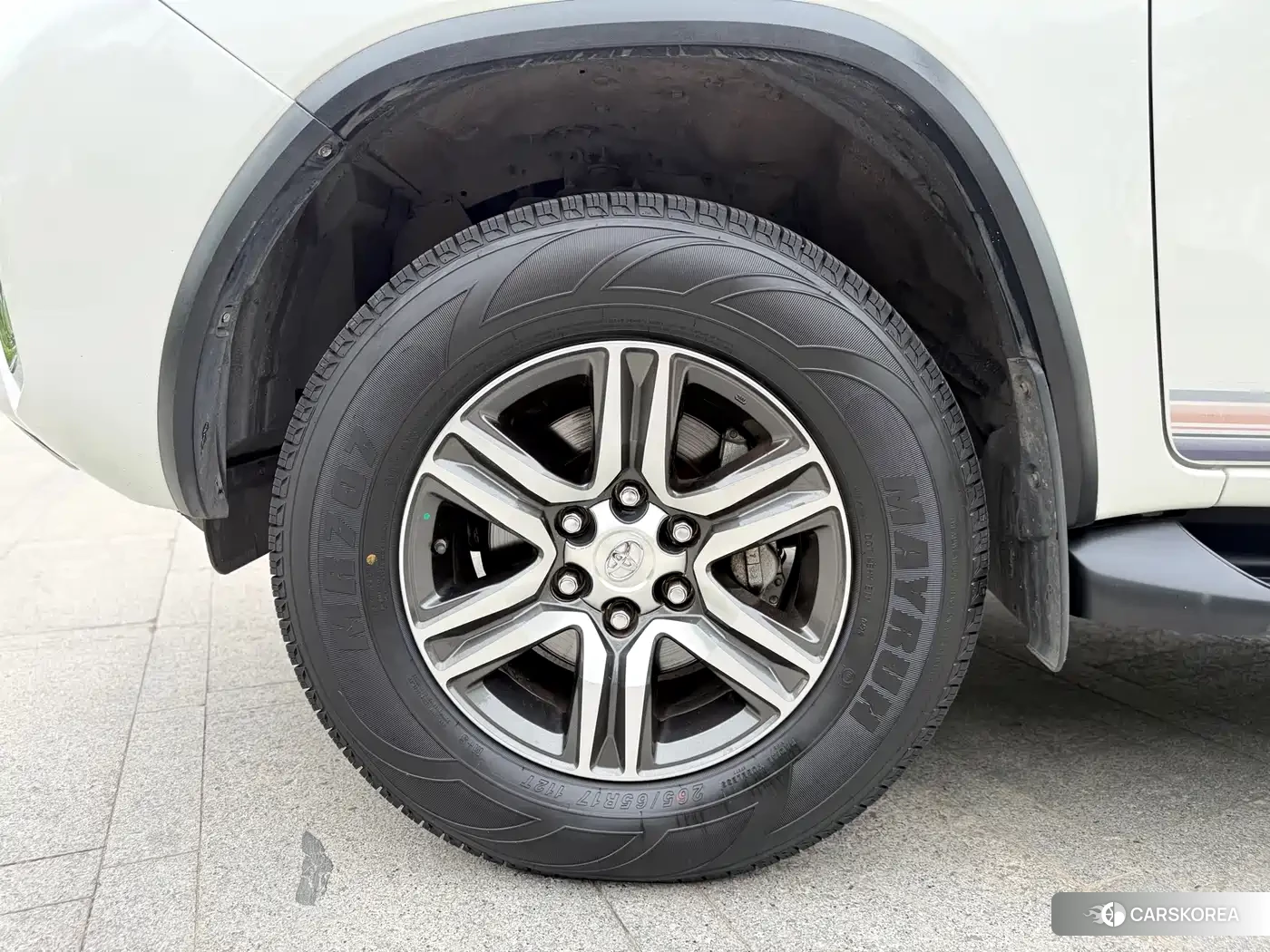 Toyota Fortuner id 4589541 из Китая 15