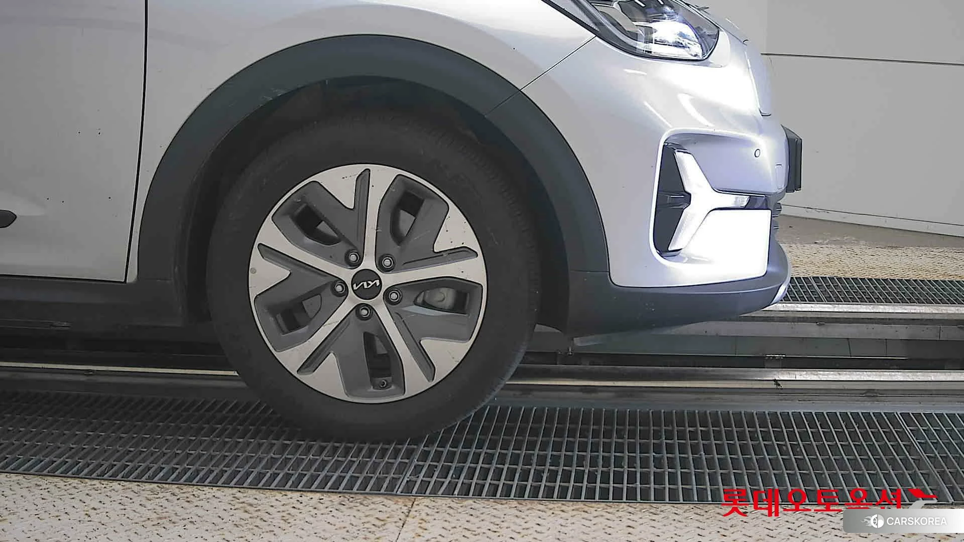 Kia Niro Plus id 4674206 из Кореи 15