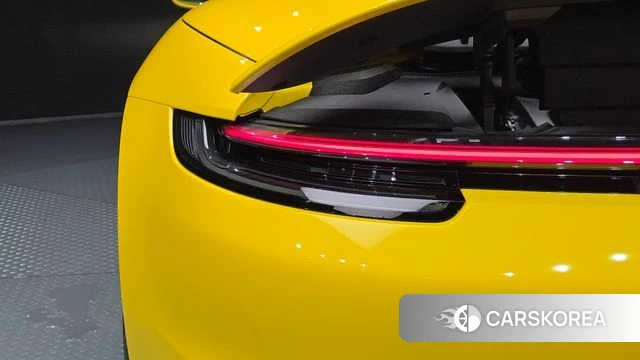 Porsche 911(992) id 4584808 из Кореи 15