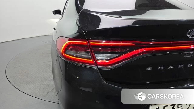 Hyundai Grandeur IG id 4448340 из Кореи 15