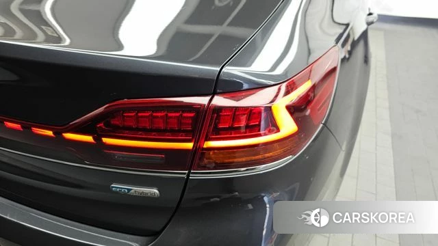 Kia K7 Premier Hybrid id 4907159 из Кореи 15