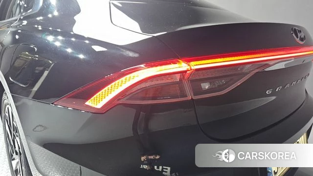 Hyundai The New Grandeur IG Hybrid id 4355356 из Кореи 15