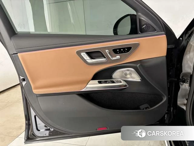 Mercedes-Benz E-class id 4259137 из Китая 15