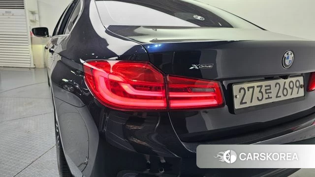 BMW 5 Series (G30) id 4794565 из Кореи 15