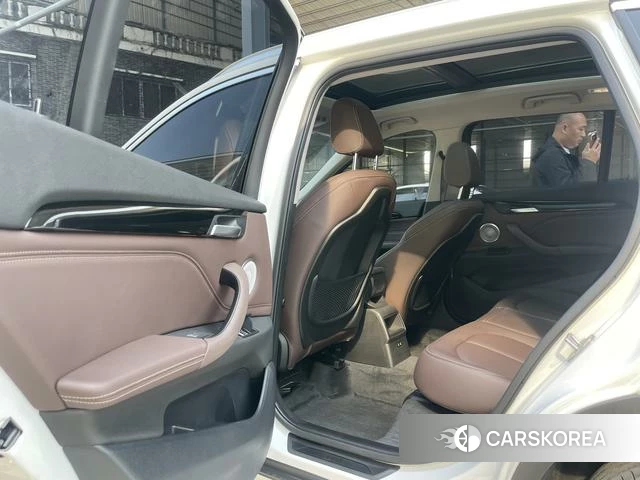 BMW X1 id 4262101 из Китая 15