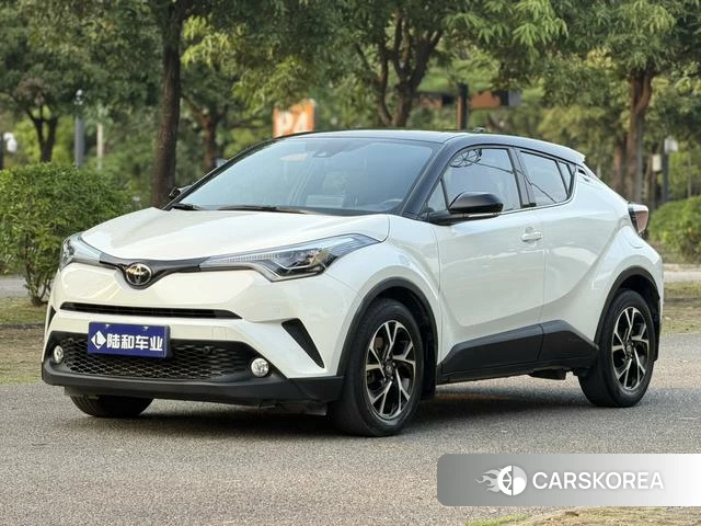 Toyota C-HR id 3896189 из Китая 15