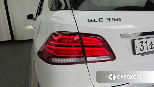 Mercedes-Benz GLE - Class W166 id 4837065 из Кореи 15