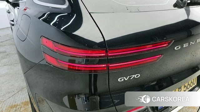 Genesis GV70 id 4244930 из Кореи 15