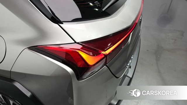 Lexus UX250h id 4384611 из Кореи 15