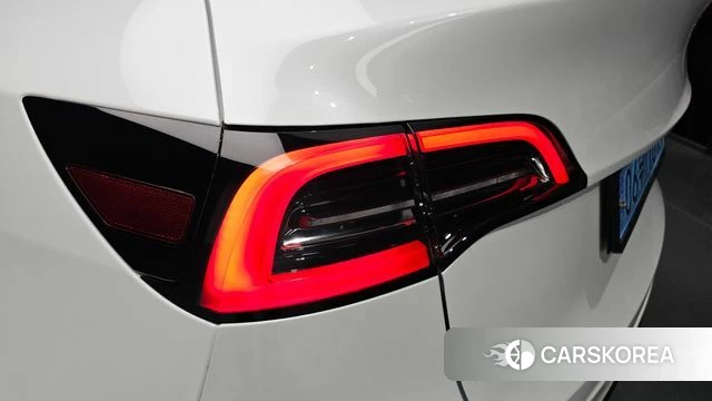Tesla Model Y id 4360379 из Кореи 15