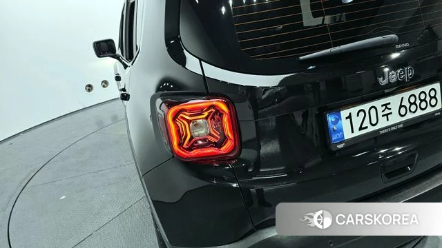 Jeep Renegade id 4315507 из Кореи 15