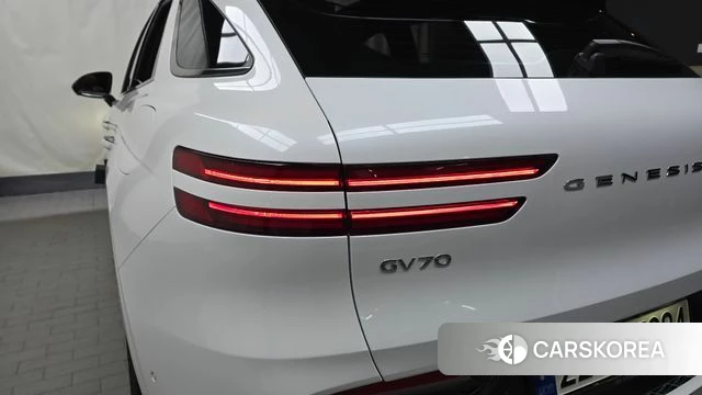 Genesis GV70 id 4354918 из Кореи 15