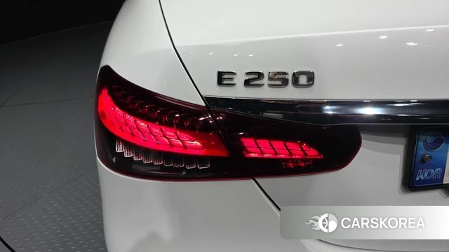 Mercedes-Benz E-Class W213 id 4506791 из Кореи 15
