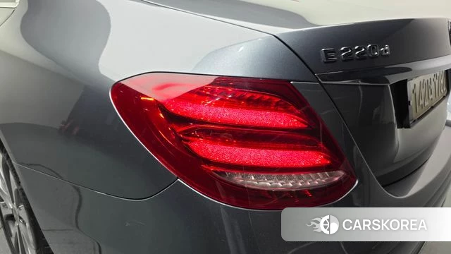 Mercedes-Benz E-Class W213 id 4331713 из Кореи 15