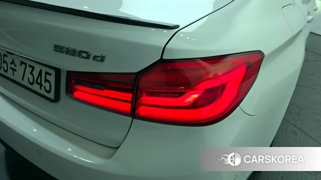 BMW 5 Series (G30) id 4197190 из Кореи 15