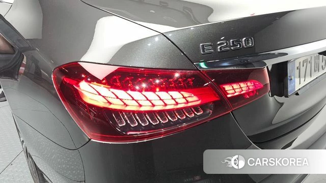 Mercedes-Benz E-Class W213 id 4195819 из Кореи 15