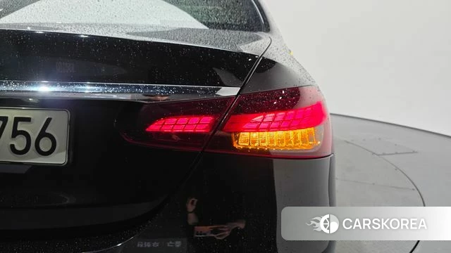 Mercedes-Benz E-Class W213 id 4609039 из Кореи 15