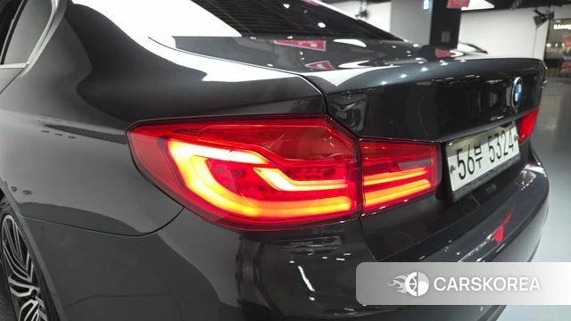 BMW 5 Series (G30) id 4557399 из Кореи 15