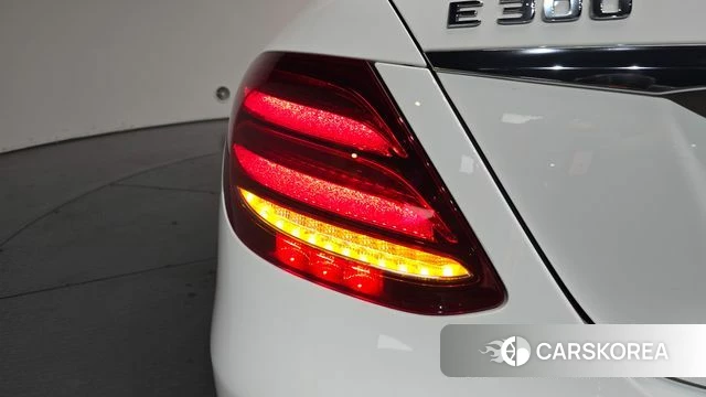 Mercedes-Benz E-Class W213 id 4345690 из Кореи 15