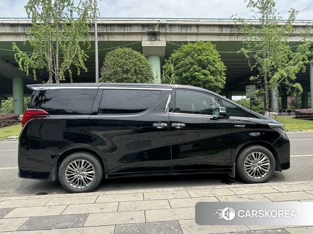 Toyota Elfa id 4374640 из Китая 15
