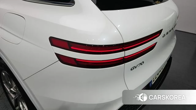 Genesis GV70 id 4186701 из Кореи 15