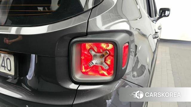 Jeep Renegade id 4636741 из Кореи 15
