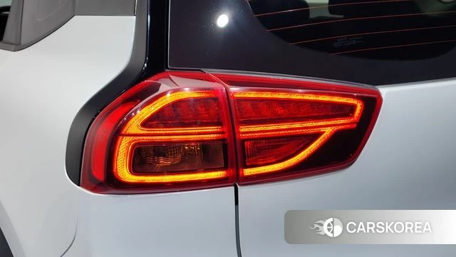 Kia Niro Plus id 4603087 из Кореи 15