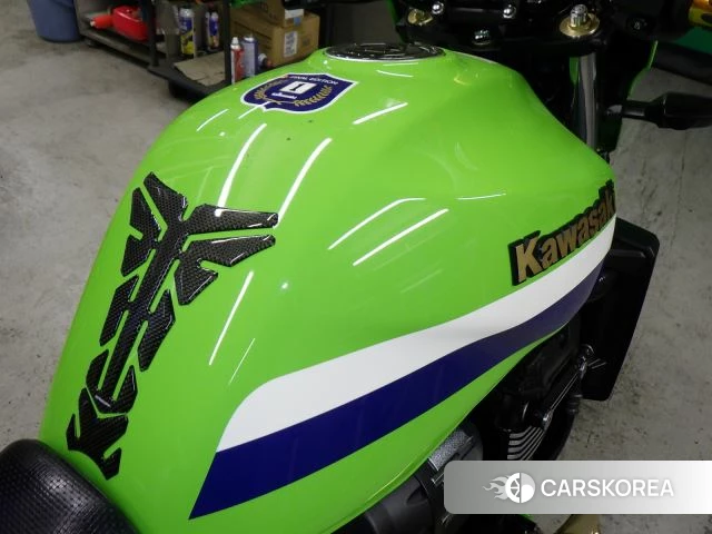 Kawasaki ZRX 1200 id 4192613 из Японии 15