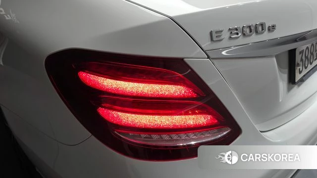 Mercedes-Benz E-Class W213 id 4294590 из Кореи 15