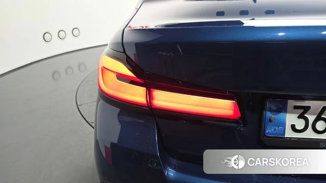 BMW 5 Series (G30) id 4309923 из Кореи 15