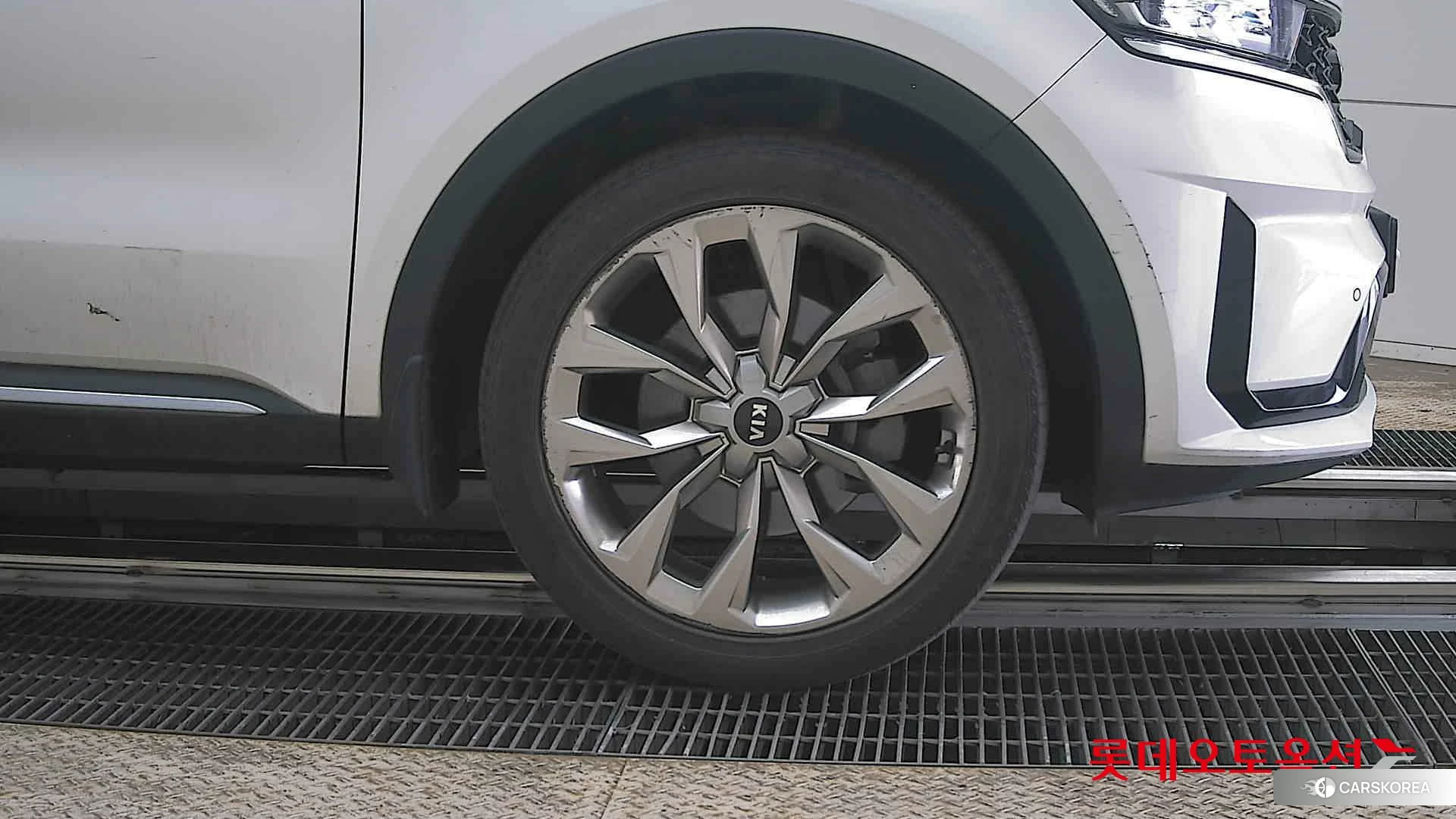 Kia Sorento id 3888415 из Кореи 15