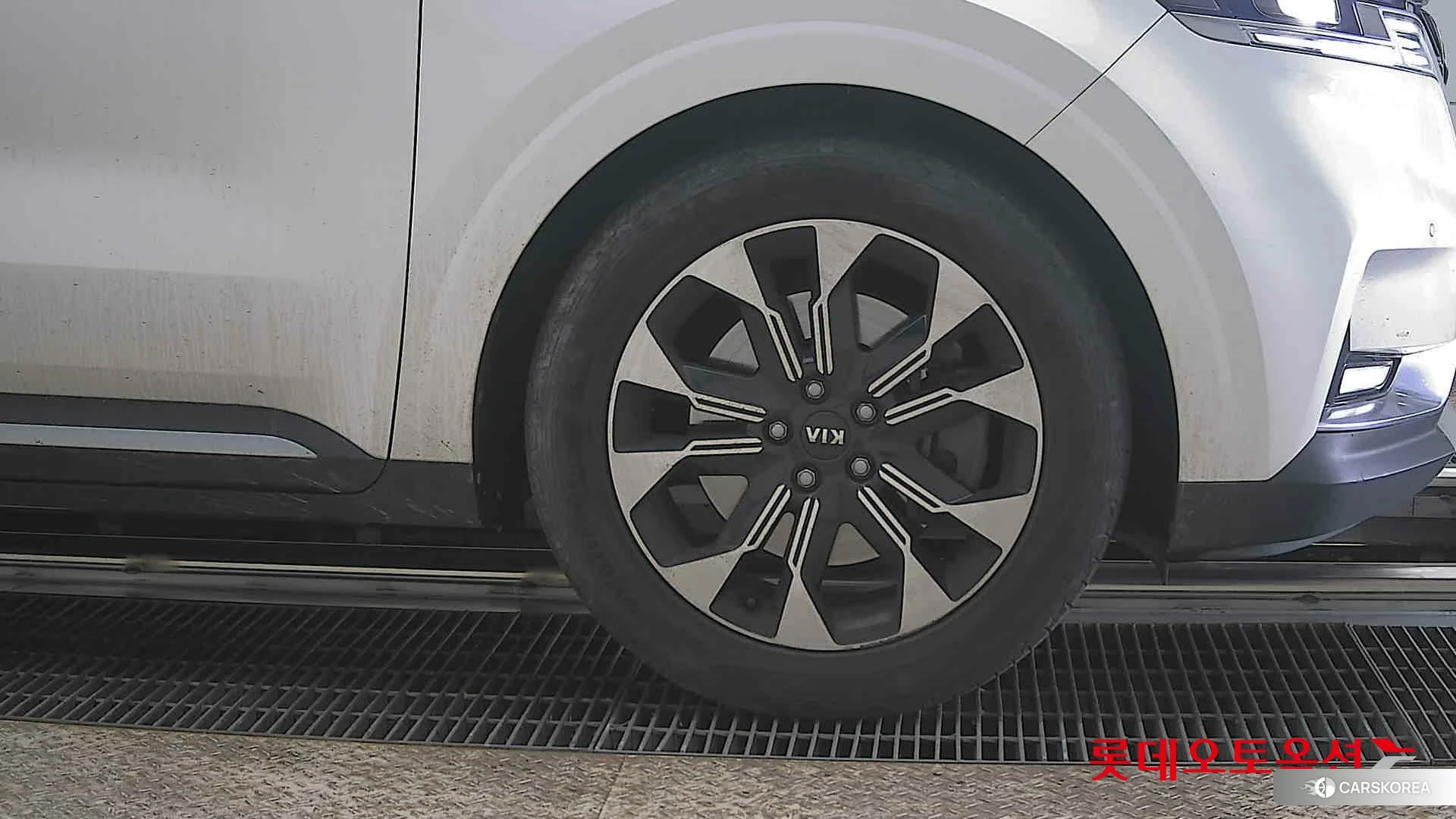 Kia Carnival id 3869393 из Кореи 15