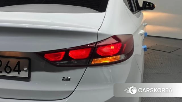Hyundai Avante AD id 4496856 из Кореи 15