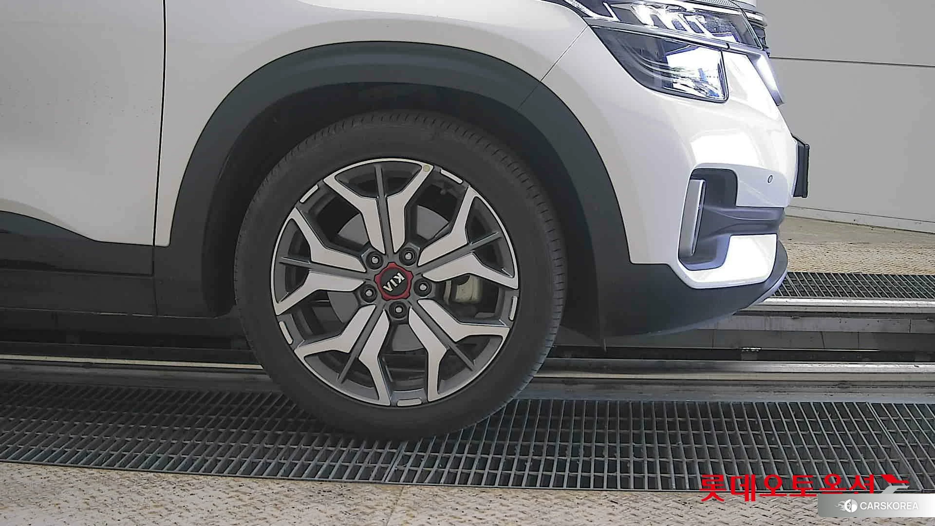 Kia Seltos id 4296900 из Кореи 15