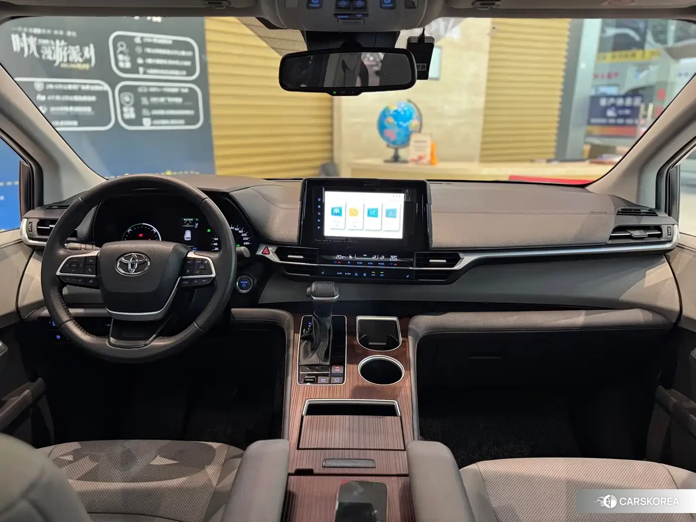 Toyota Sienna id 4547431 из Китая 15