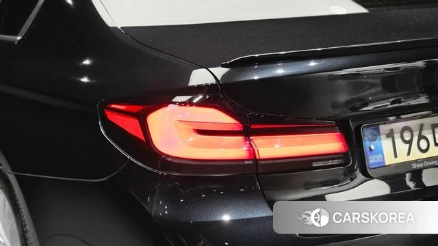 BMW 5 Series (G30) id 4917921 из Кореи 15