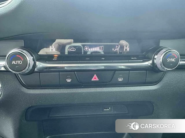 Mazda CX-30 id 4259116 из Китая 15