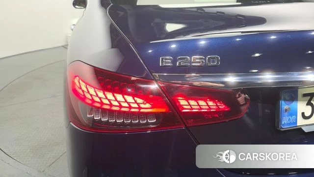Mercedes-Benz E-Class W213 id 4637182 из Кореи 15