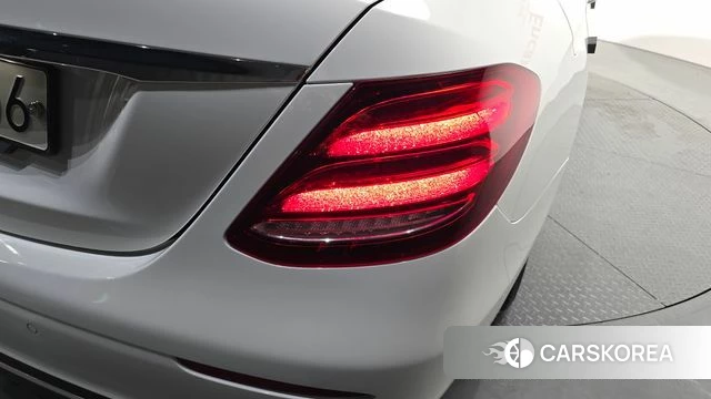 Mercedes-Benz E-Class W213 id 4586925 из Кореи 15