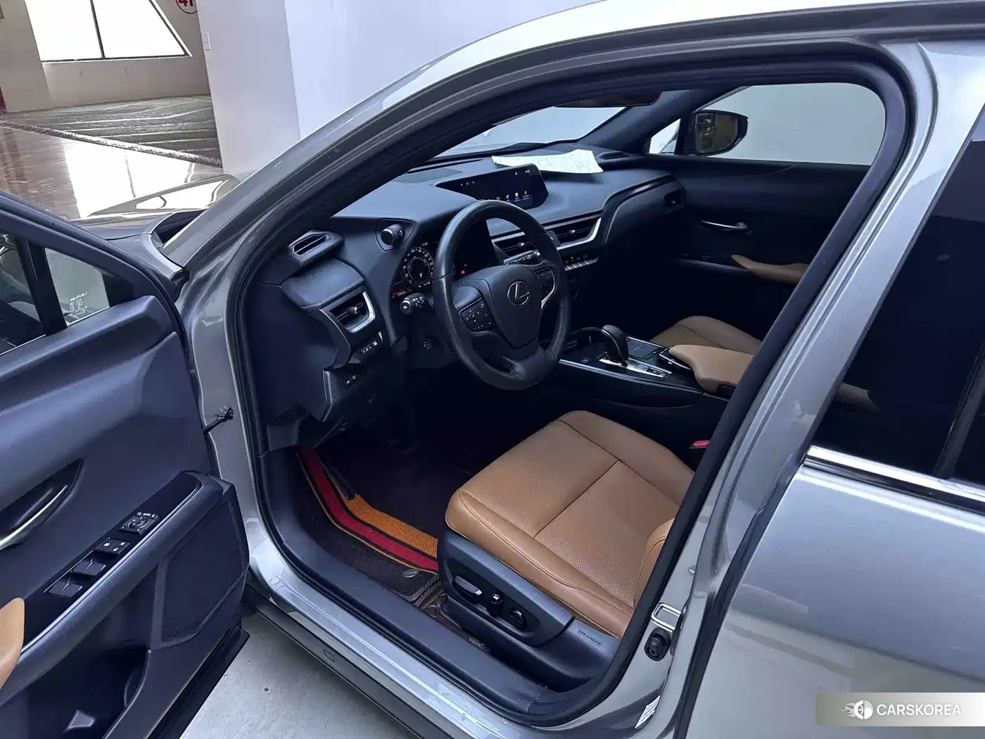 Lexus UX id 4622542 из Китая 15