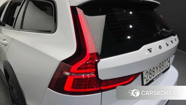 Volvo V60 Cross-Country 2nd Generation id 4557059 из Кореи 15