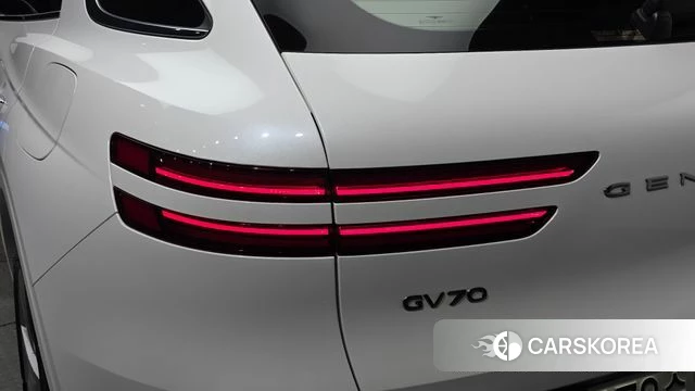 Genesis GV70 id 4630198 из Кореи 15