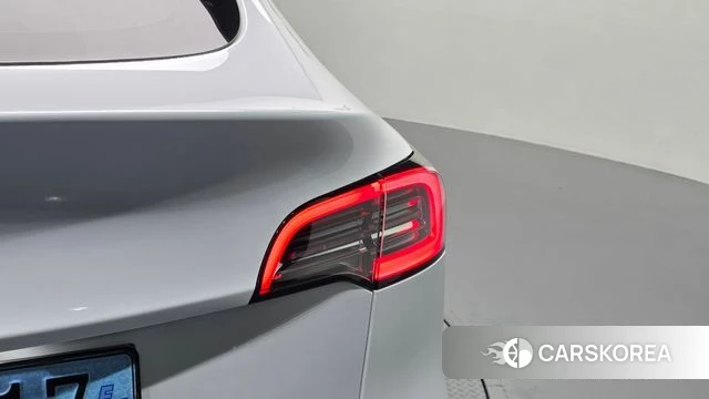 Tesla Model Y id 4863281 из Кореи 15